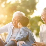 Ilustrasi Kakek Nenek Sehat sampai tua.